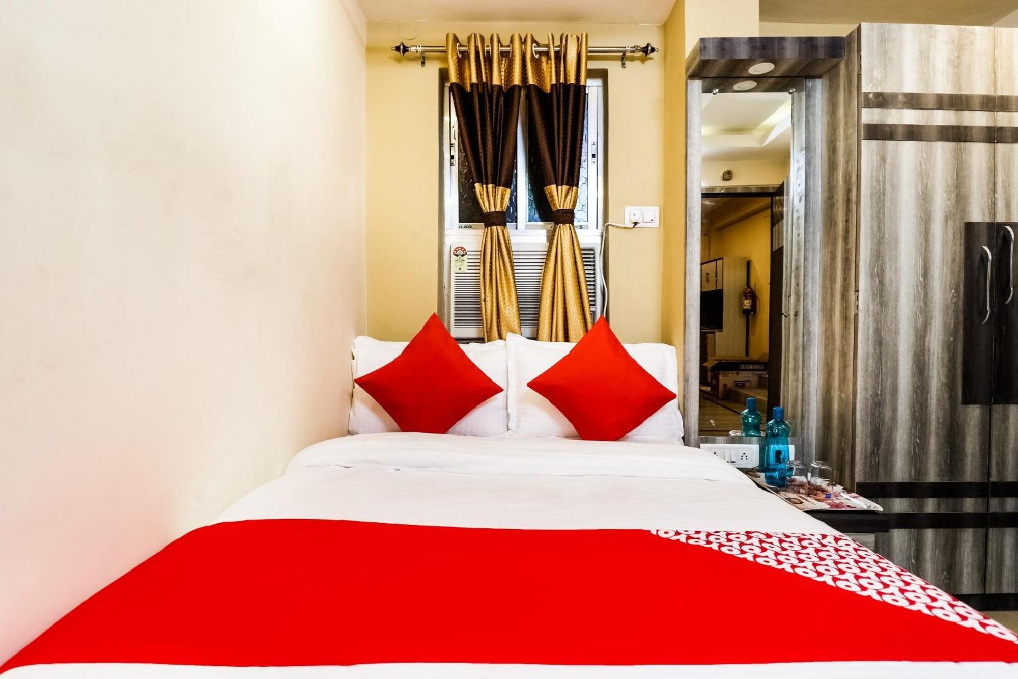 Hotel O Kuber Residency Near Birla Mandir Calcutta Buitenkant foto